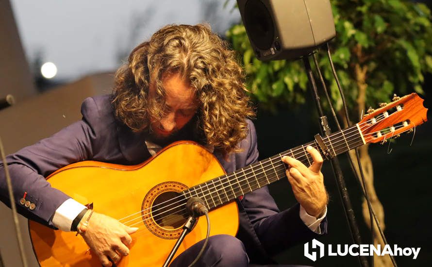 GALERÍA: Las imágenes del "mano a mano" de esencias flamencas de El Pele y Pansequito en el Auditorio de Lucena