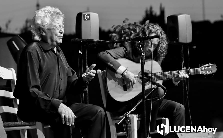 GALERÍA: Las imágenes del "mano a mano" de esencias flamencas de El Pele y Pansequito en el Auditorio de Lucena