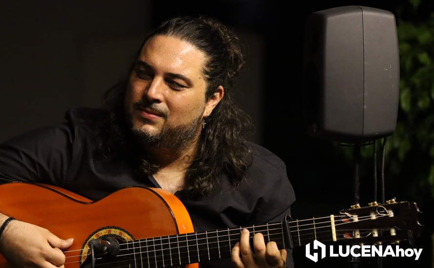 GALERÍA: Las imágenes del "mano a mano" de esencias flamencas de El Pele y Pansequito en el Auditorio de Lucena