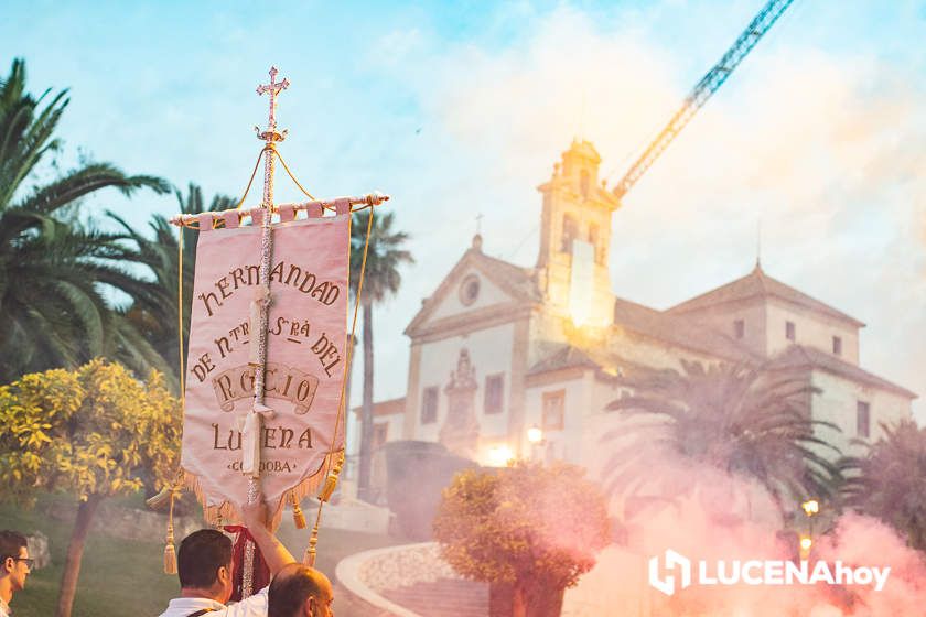 GALERÍA: Las imágenes de la procesión de regreso del Simpecado de la Hermandad del Rocío de Lucena al Carmen tras la Romería de Pentecostés en tierras almonteñas