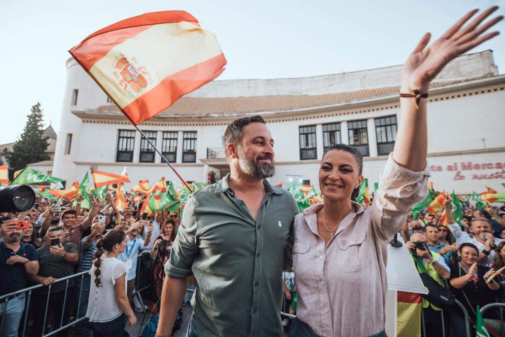 GALERÍA: Las imágenes del mitin de Vox en Lucena con Abascal, Olona y Monasterio GALERÍA: Las imágenes del mitin de Vox en Lucena con Abascal, Olona y Monasterio
