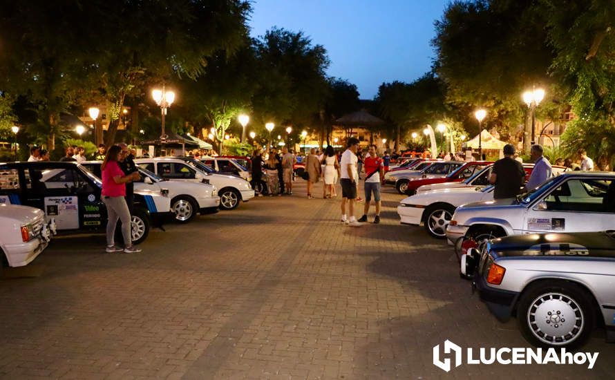 GALERÍA: 37 vehículos clásicos toman parte en la segunda edición del Classic Tour Nocturno 'Luna Nueva' de Lucena