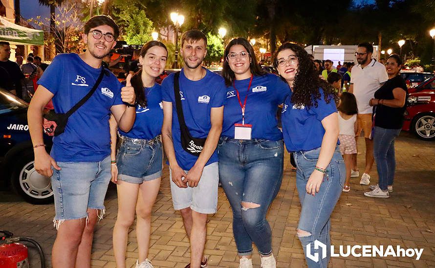 GALERÍA: 37 vehículos clásicos toman parte en la segunda edición del Classic Tour Nocturno 'Luna Nueva' de Lucena