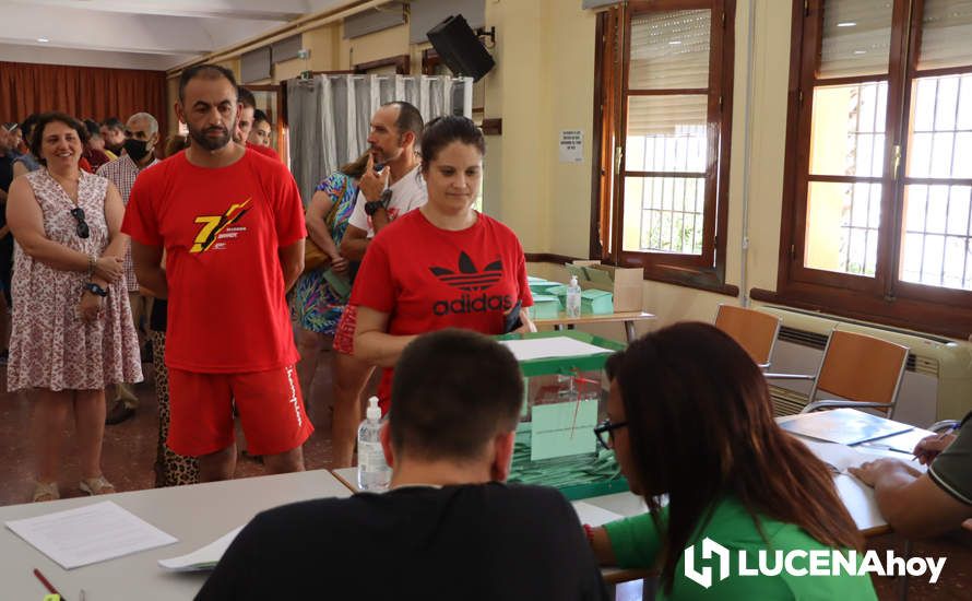 GALERÍA: Las imágenes de la jornada electoral en Lucena: Así han votado los lucentinos y sus representantes políticos GALERÍA: Las imágenes de la jornada electoral en Lucena: Así han votado los lucentinos y sus representantes políticos