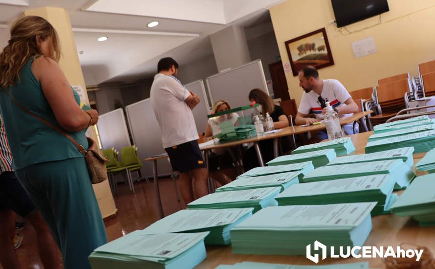 GALERÍA: Las imágenes de la jornada electoral en Lucena: Así han votado los lucentinos y sus representantes políticos