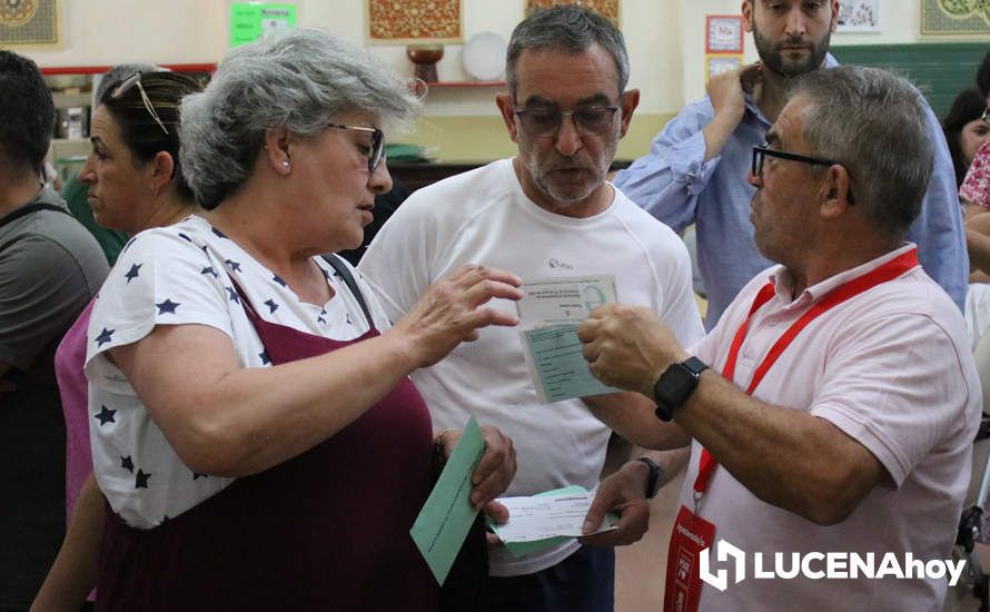 GALERÍA: Las imágenes de la jornada electoral en Lucena: Así han votado los lucentinos y sus representantes políticos