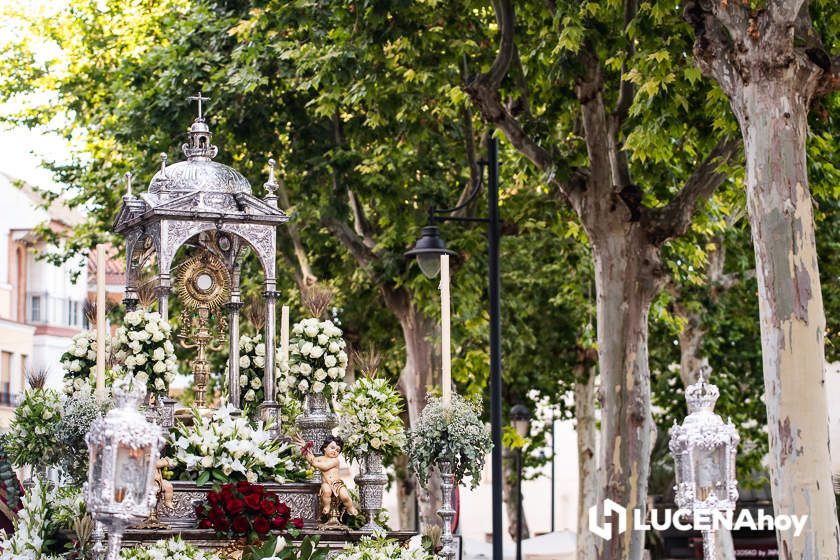 GALERÍA: Las imágenes de la procesión del Corpus Christi en Lucena.