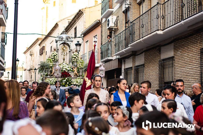 GALERÍA: Las imágenes de la procesión del Corpus Christi en Lucena.