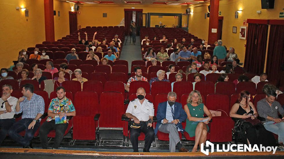 GALERÍA: El Palacio Erisana acoge la II Velada ?Lucena Siente el Orgullo' para visibilizar al colectivo LGTBI GALERÍA: El Palacio Erisana acoge la II Velada ?Lucena Siente el Orgullo' para visibilizar al colectivo LGTBI