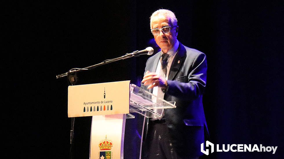 GALERÍA: El Palacio Erisana acoge la II Velada ?Lucena Siente el Orgullo' para visibilizar al colectivo LGTBI GALERÍA: El Palacio Erisana acoge la II Velada ?Lucena Siente el Orgullo' para visibilizar al colectivo LGTBI