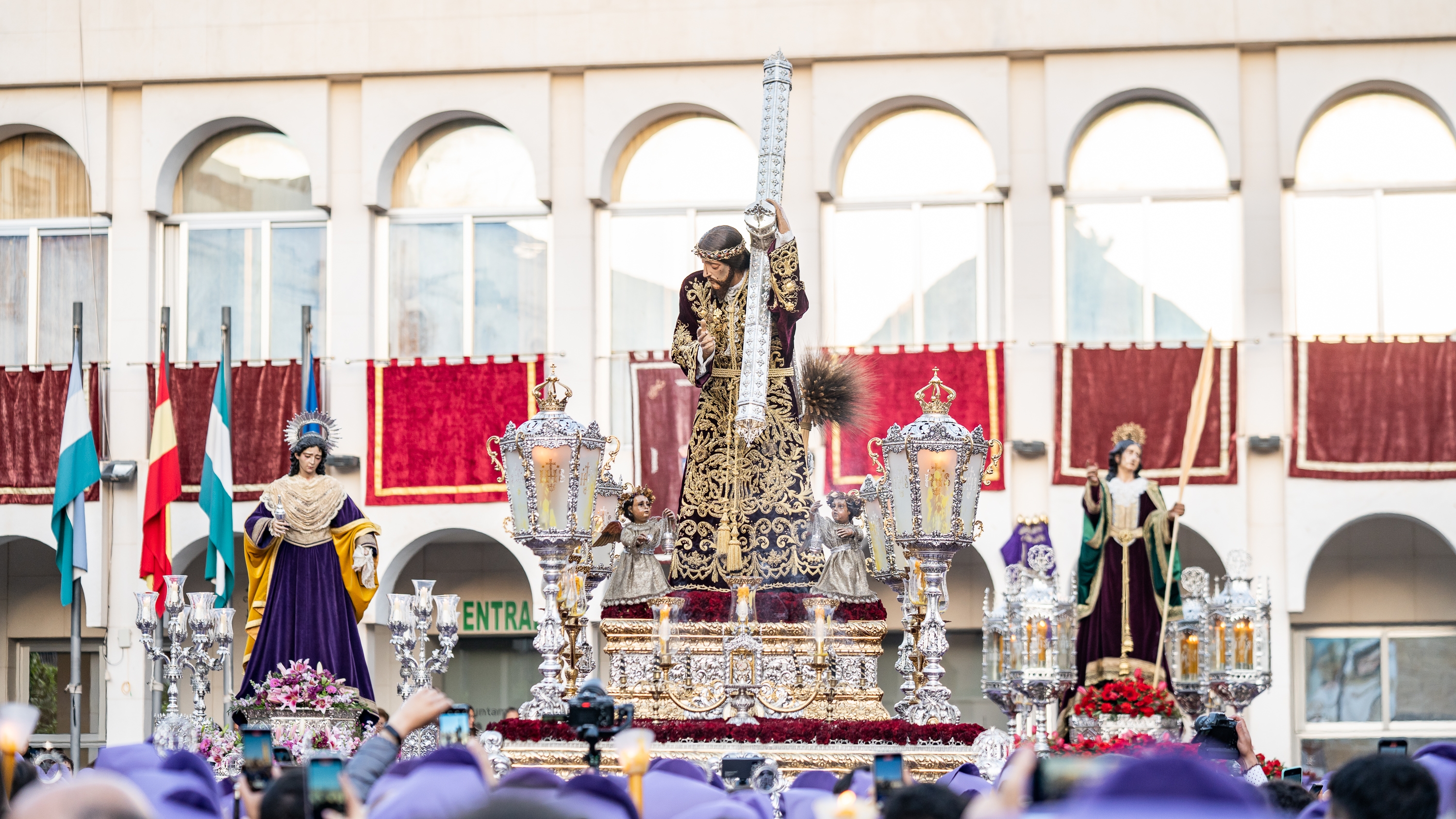Viernes Santo Mañana 23 (8) Viernes Santo Mañana 23 (8)