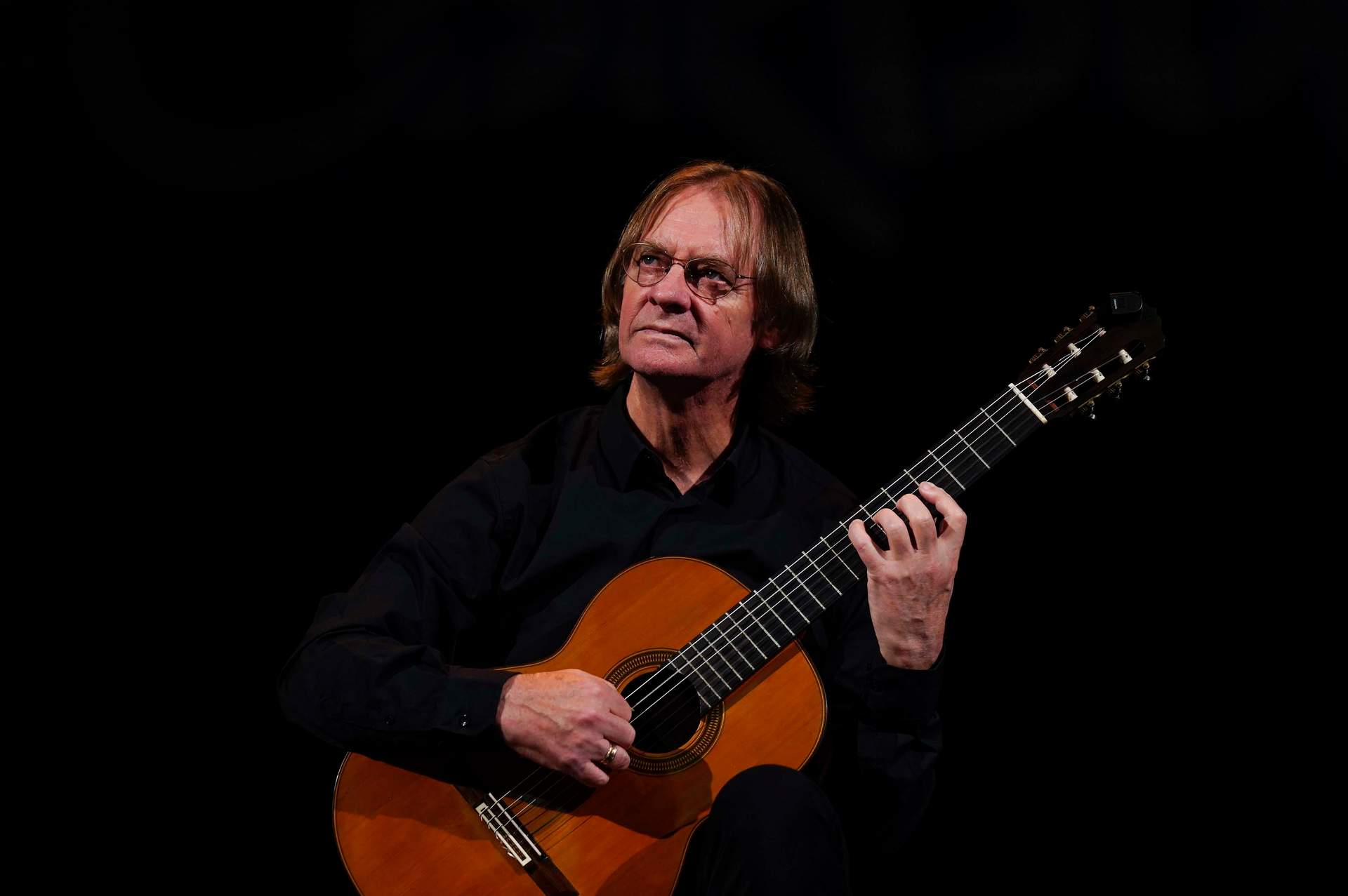 GALERÍA: Festival de la Guitarra de Córdoba: Coque Malla hace vibrar al Gran Teatro con un concierto memorable GALERÍA: Festival de la Guitarra de Córdoba: Coque Malla hace vibrar al Gran Teatro con un concierto memorable