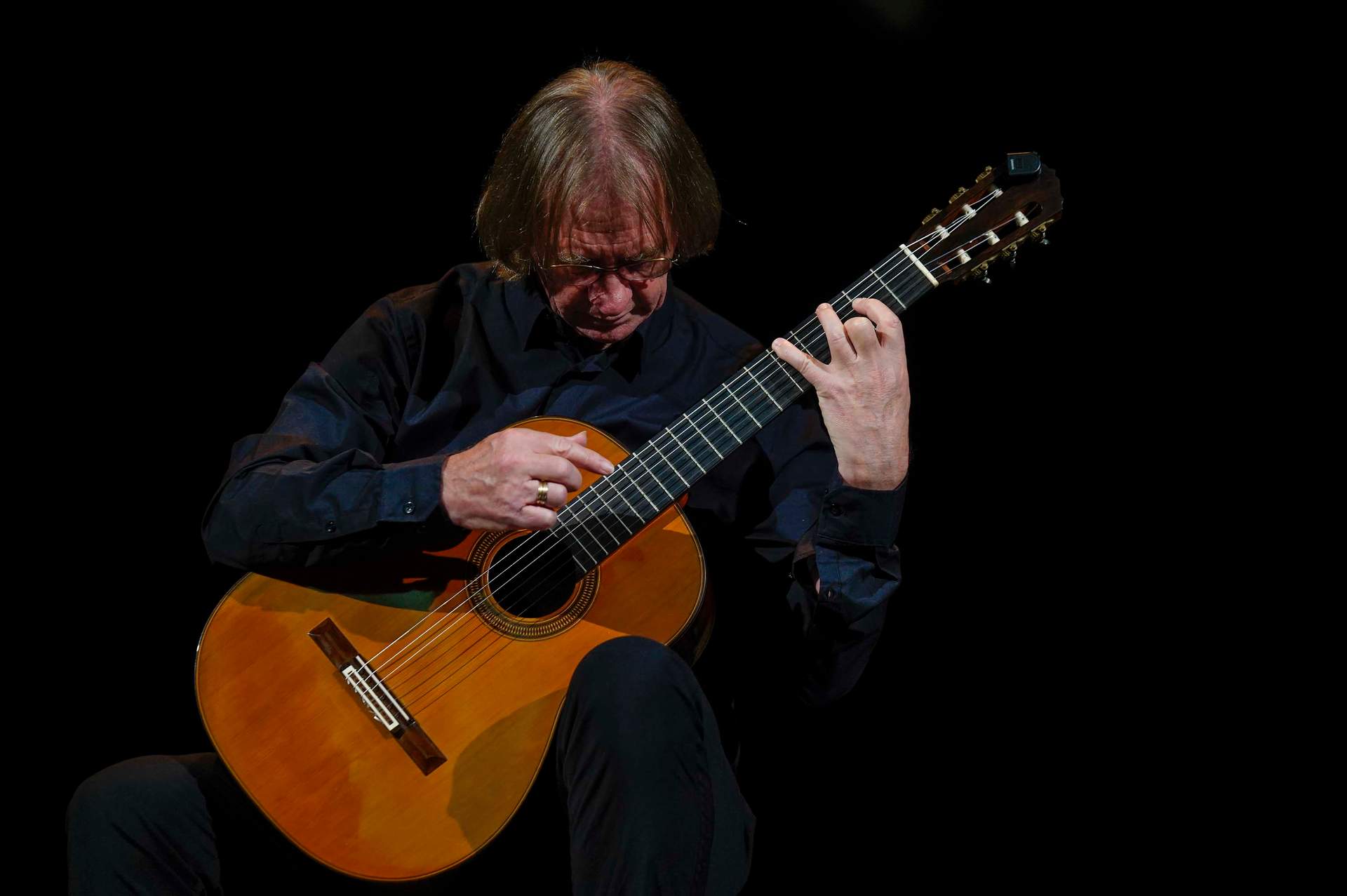 GALERÍA: Festival de la Guitarra de Córdoba: Coque Malla hace vibrar al Gran Teatro con un concierto memorable GALERÍA: Festival de la Guitarra de Córdoba: Coque Malla hace vibrar al Gran Teatro con un concierto memorable