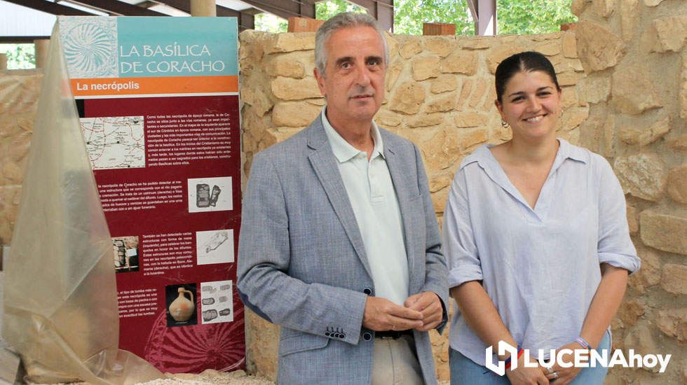  Juan Pérez y Mamen Beato durante la visita a las obras que se realizan en la basílica de Coracho 