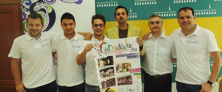  Cartel de lujo para Carnavaluc 2013, que se traslada a la Ciudad Deportiva 