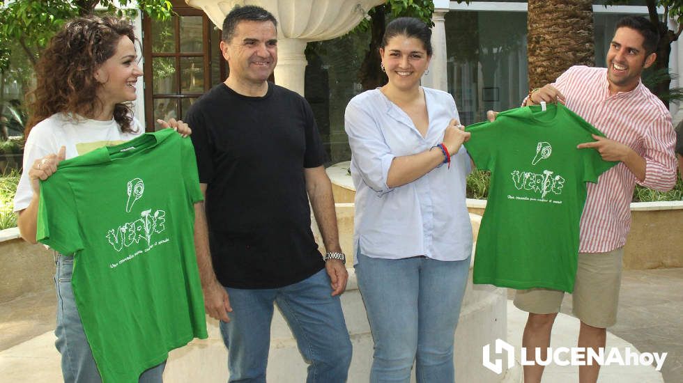  Joaquín Serrano y Elena Moreno junto a la edil de Medio ambiente y el presidente de Mejorana durante la presentación de la obra, hace unas semanas 