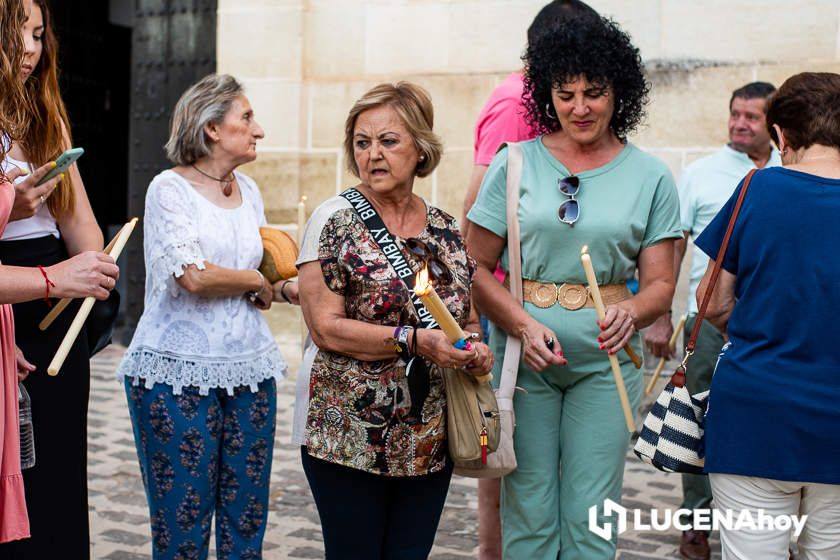 GALERÍA: La imagen de Santa Marta volvió a recorrer las calles de su barrio portada por un grupo de mujeres