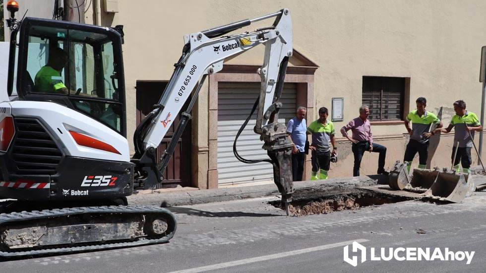  Juan Pérez ha visitado esta mañana las obras de reparación de la avería 