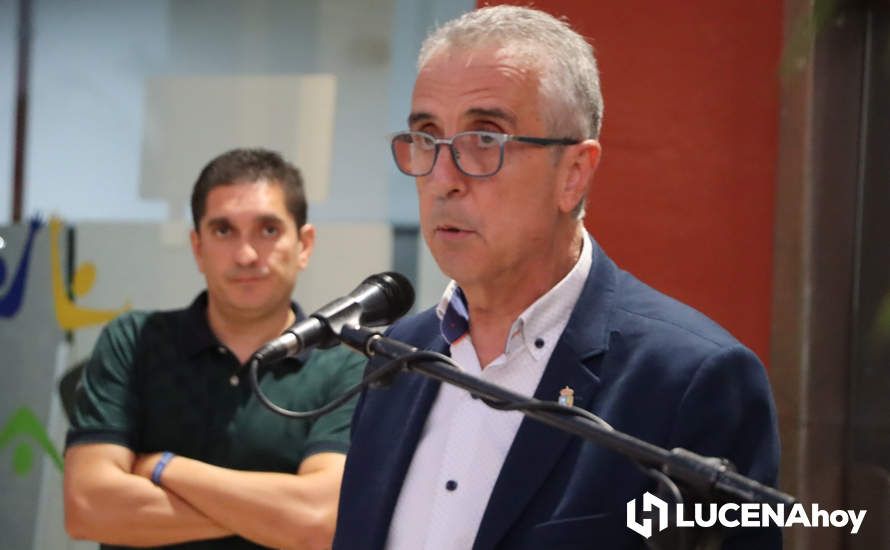 GALERÍA: El nombre de Antonio Ruiz-Canela Evangelista queda unido al pabellón de deportes de Lucena GALERÍA: El nombre de Antonio Ruiz-Canela Evangelista queda unido al pabellón de deportes de Lucena