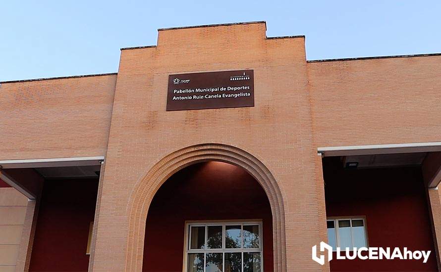 GALERÍA: El nombre de Antonio Ruiz-Canela Evangelista queda unido al pabellón de deportes de Lucena GALERÍA: El nombre de Antonio Ruiz-Canela Evangelista queda unido al pabellón de deportes de Lucena