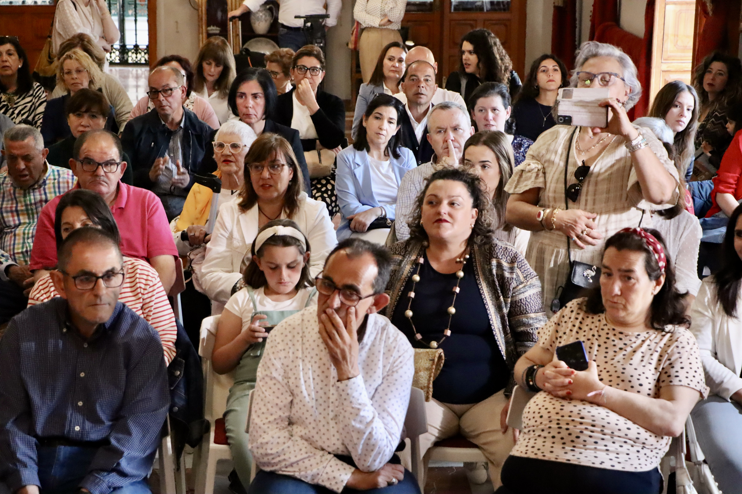 Mesa Redonda "Esa mirada tuya"
