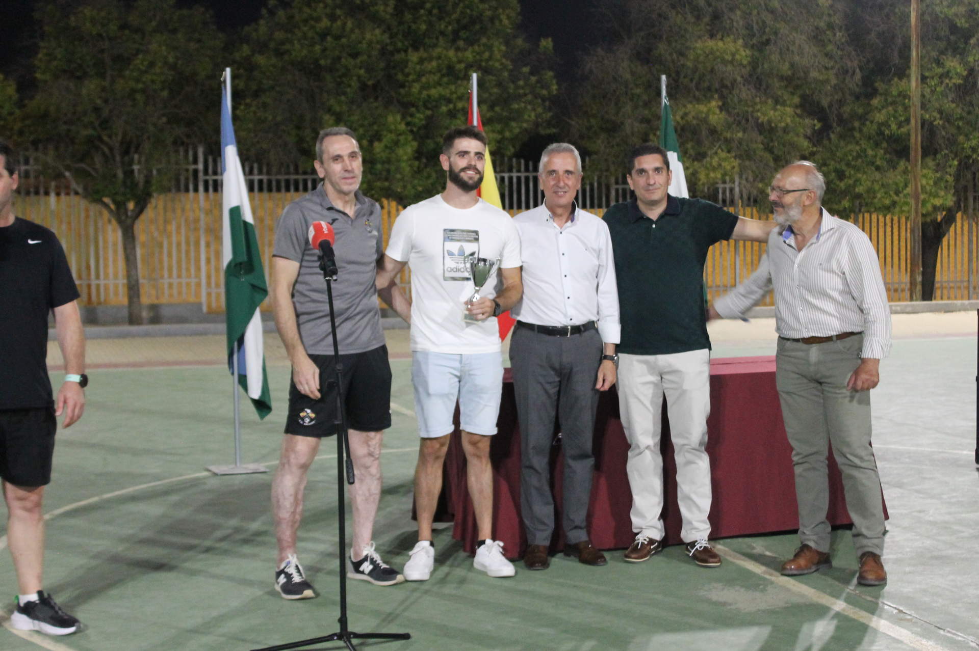 GALERÍA: Las ligas de verano de fútbol del SDM llegan a su fin con la entrega de trofeos