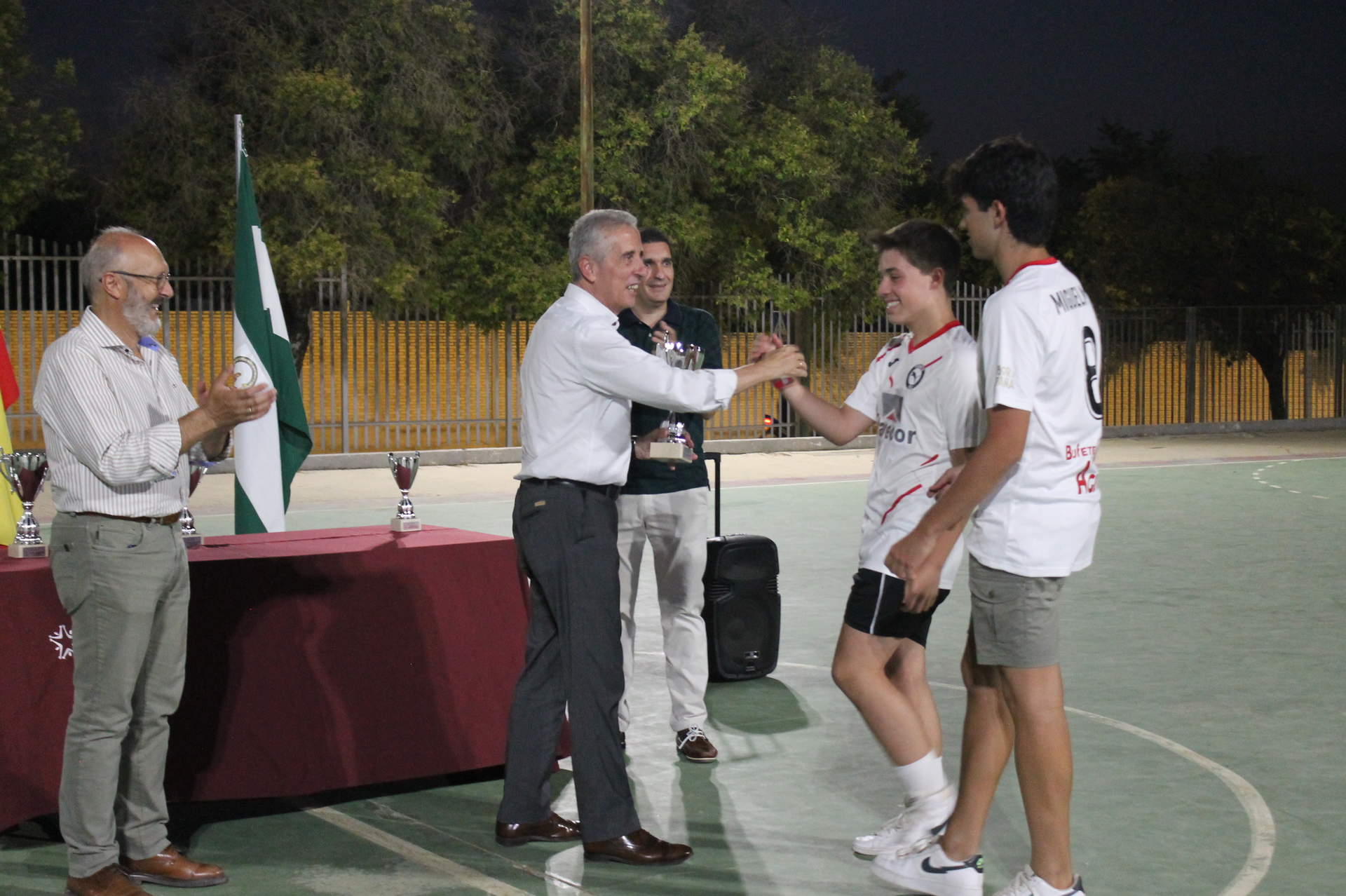 GALERÍA: Las ligas de verano de fútbol del SDM llegan a su fin con la entrega de trofeos