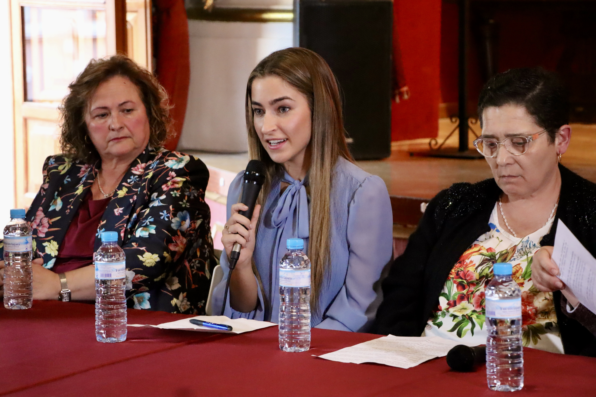 Mesa Redonda "Esa mirada tuya"