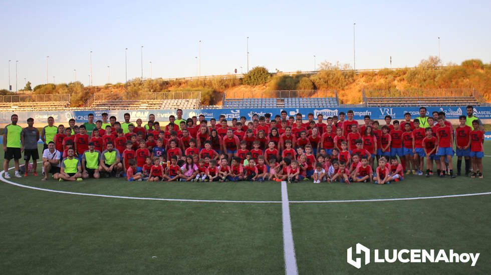 GALERÍA: El CD Lucecor finaliza su Escuela de Tecnificación de Fútbol con más de 150 participantes