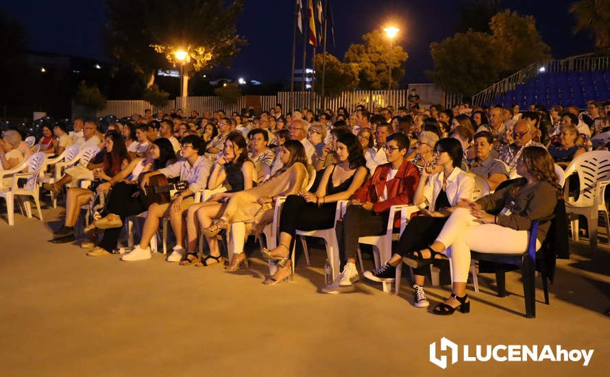 GALERÍA: El Auditorio Municipal 'Manuel Lara Cantizani' acogió la Gala Benéfica de Cruz Roja