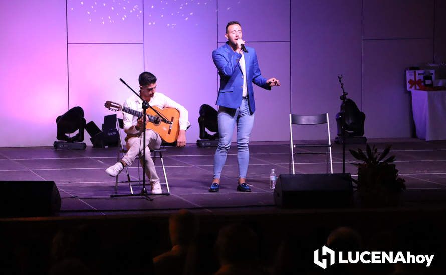 GALERÍA: El Auditorio Municipal 'Manuel Lara Cantizani' acogió la Gala Benéfica de Cruz Roja