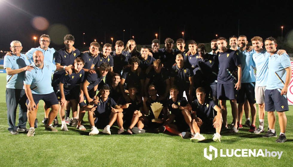 GALERÍA: Las imágenes de la presentación de los equipos base del CD Lucecor y el torneo de fútbol Torre del Moral, que se llevó el juvenil del Cádiz CF