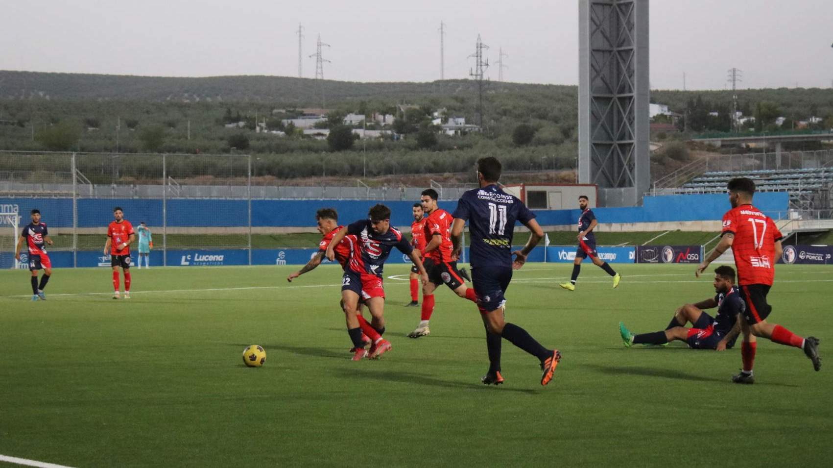  Lance entre jugadores del CD Lucecor y CD Egabrense 