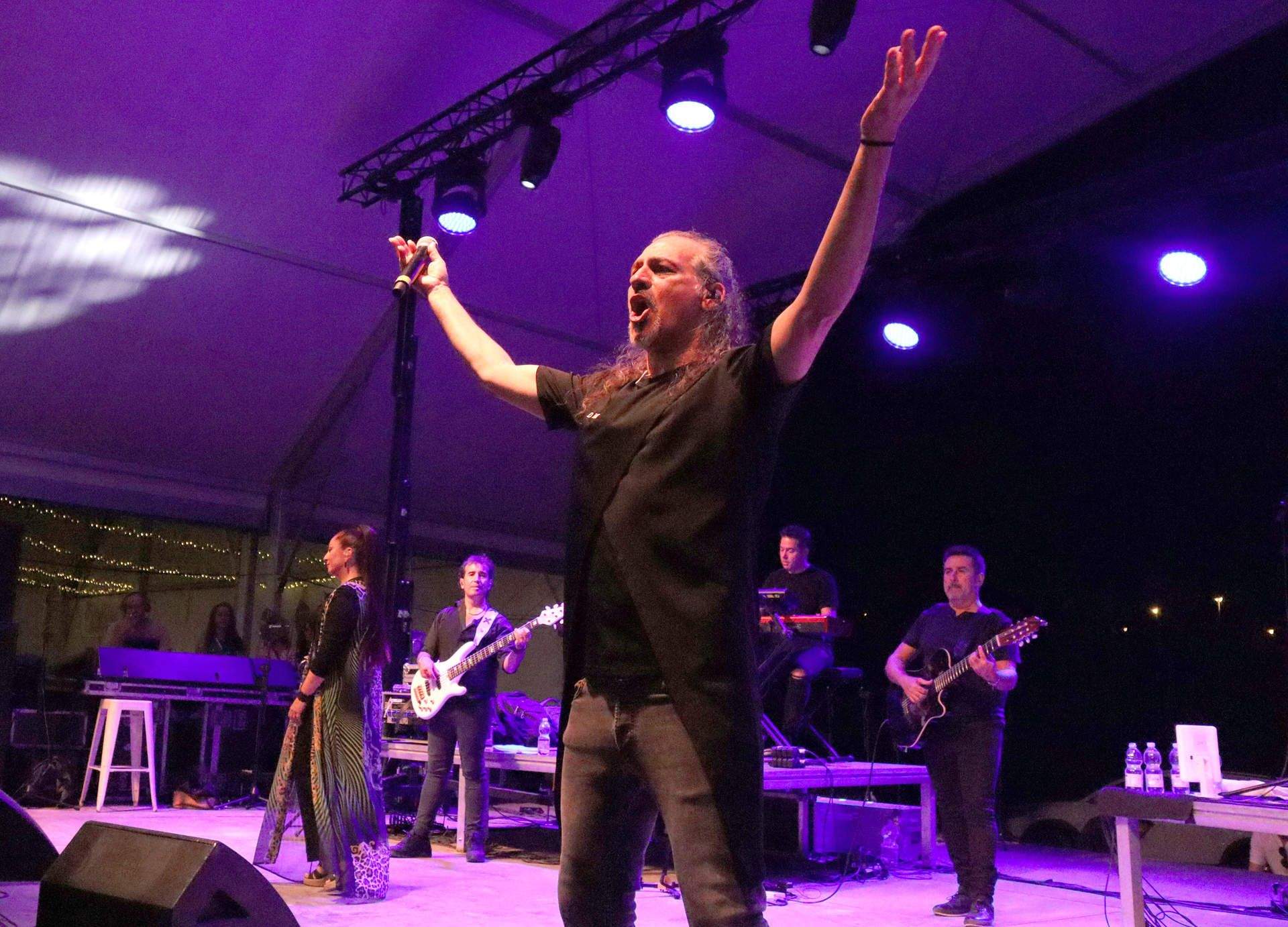 GALERÍA: 6.000 personas disfrutaron del concierto de Camela en la Feria del Valle de Lucena GALERÍA: 6.000 personas disfrutaron del concierto de Camela en la Feria del Valle de Lucena