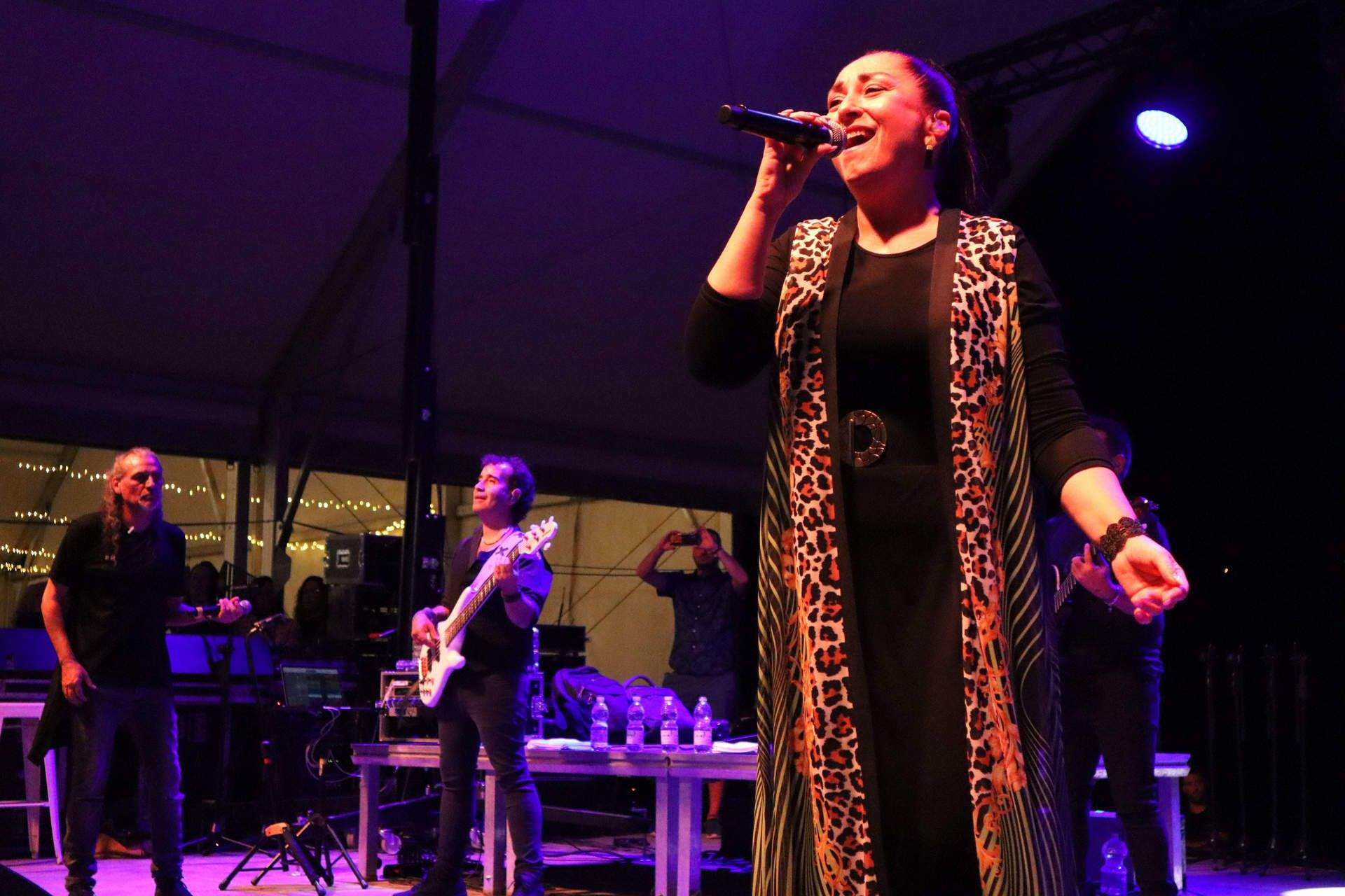 GALERÍA: 6.000 personas disfrutaron del concierto de Camela en la Feria del Valle de Lucena GALERÍA: 6.000 personas disfrutaron del concierto de Camela en la Feria del Valle de Lucena