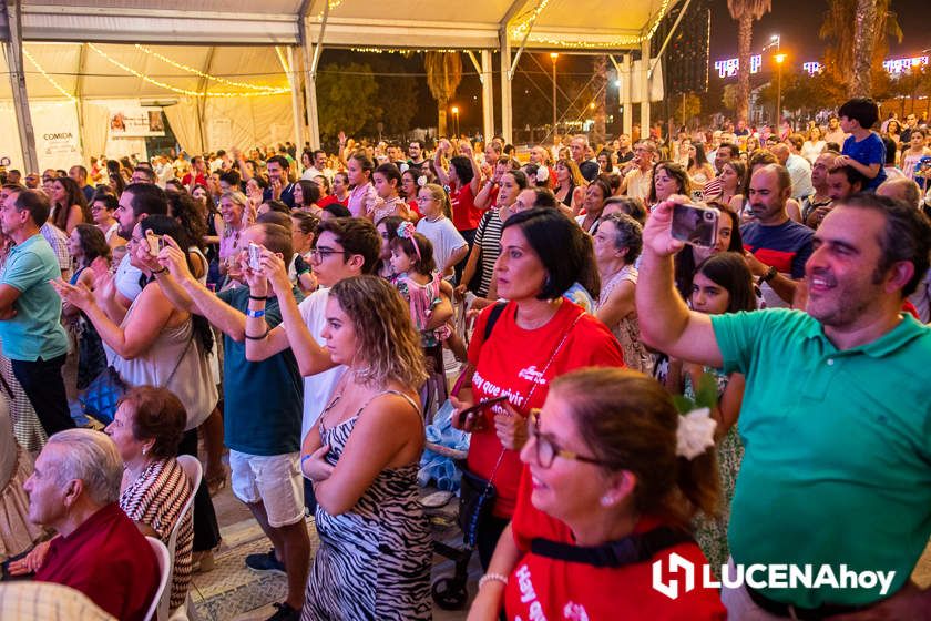 GALERÍA: Un paseo nocturno por la Feria del Valle durante la jornada del viernes con las actividades locales y el Concurso de Pasodobles como protagonistas en la Caseta Municipal