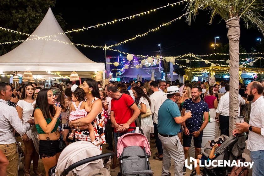 GALERÍA: Un paseo nocturno por la Feria del Valle durante la jornada del viernes con las actividades locales y el Concurso de Pasodobles como protagonistas en la Caseta Municipal
