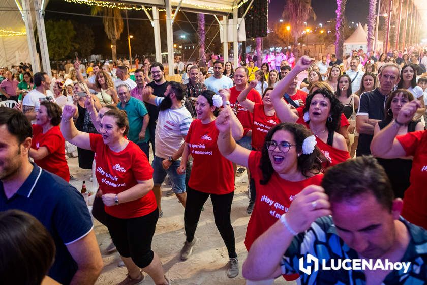 GALERÍA: Un paseo nocturno por la Feria del Valle durante la jornada del viernes con las actividades locales y el Concurso de Pasodobles como protagonistas en la Caseta Municipal