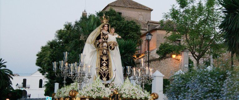  La Virgen del Carmen preside las fiestas de La Barrera (fotos) 