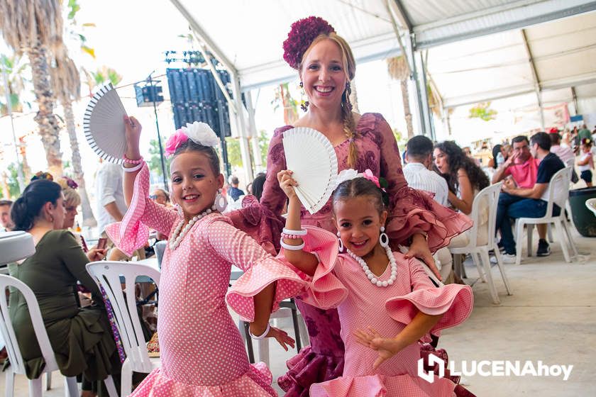 GALERÍA: Los trajes de flamenca y el paseo de caballos llenan de colorido la Feria del Valle