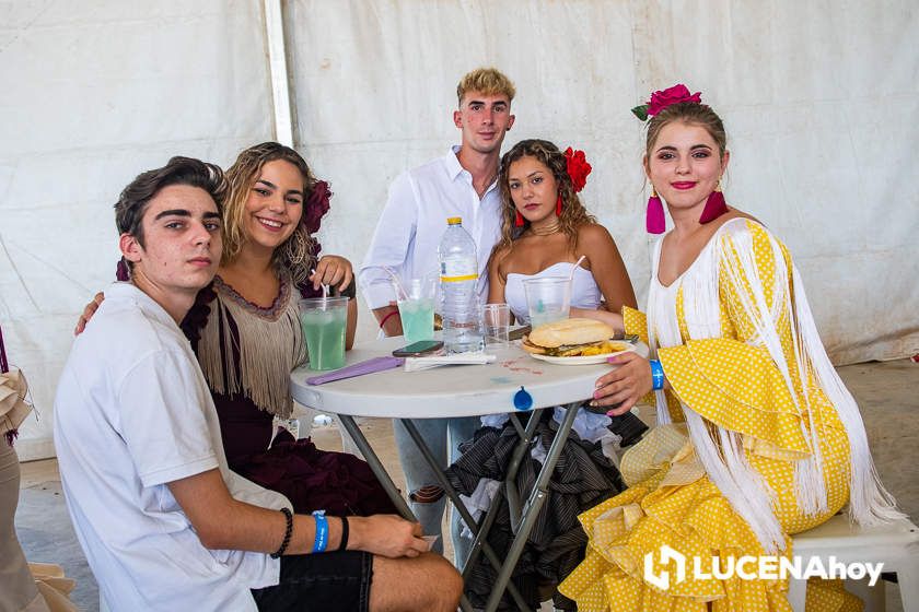 GALERÍA: Los trajes de flamenca y el paseo de caballos llenan de colorido la Feria del Valle