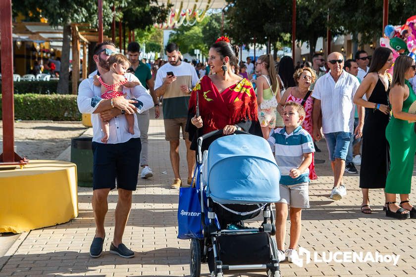 GALERÍA: Los trajes de flamenca y el paseo de caballos llenan de colorido la Feria del Valle