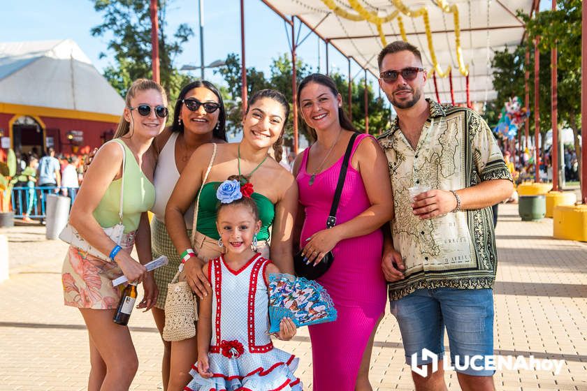 GALERÍA: Los trajes de flamenca y el paseo de caballos llenan de colorido la Feria del Valle