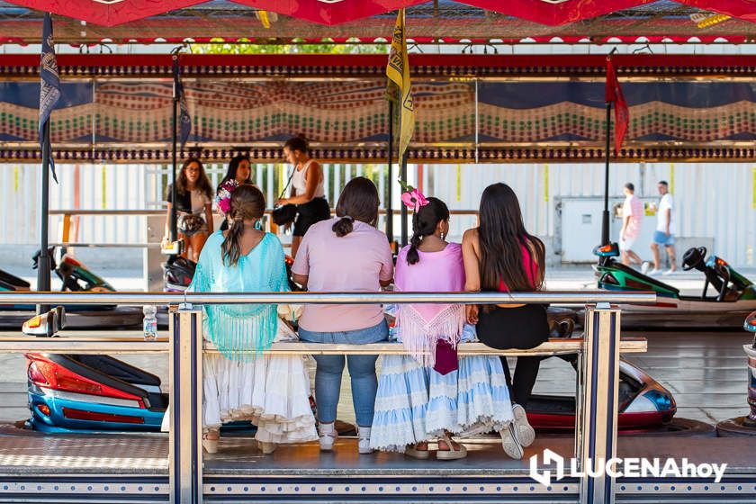 GALERÍA: Los trajes de flamenca y el paseo de caballos llenan de colorido la Feria del Valle