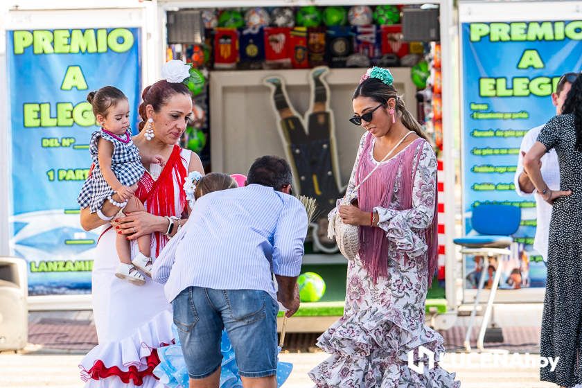 GALERÍA: Los trajes de flamenca y el paseo de caballos llenan de colorido la Feria del Valle