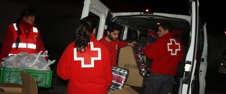  Cruz Roja visita pisos en Lucena para atender e informar a prostitutas 