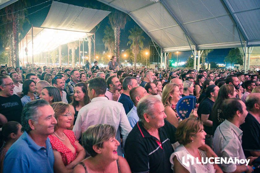 GALERÍA: Miles de personas disfrutaron este sábado de Feria del Valle del concierto de Mojinos Escozíos en la Caseta Municipal