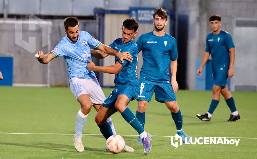 GALERÍA: Las imágenes del empate entre el Ciudad de Lucena y el Córdoba B en el debut liguero (1-1)