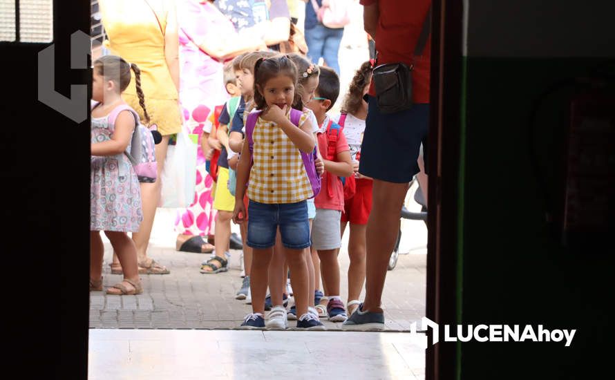 GALERÍA: La vuelta al cole en Lucena en imágenes