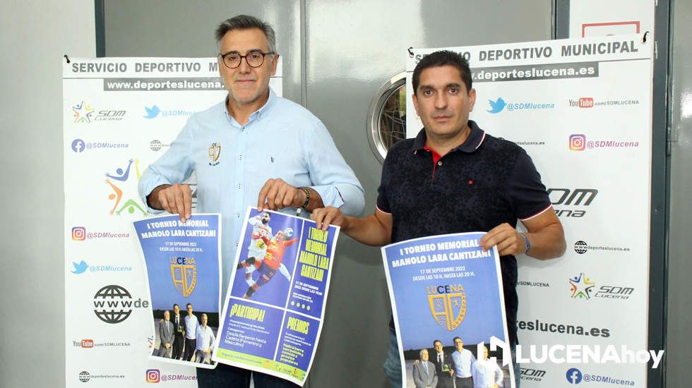  El presidente del Club Balonmano Lucena, Juan Leonardo Jiménez, junto a Alberto Lora 